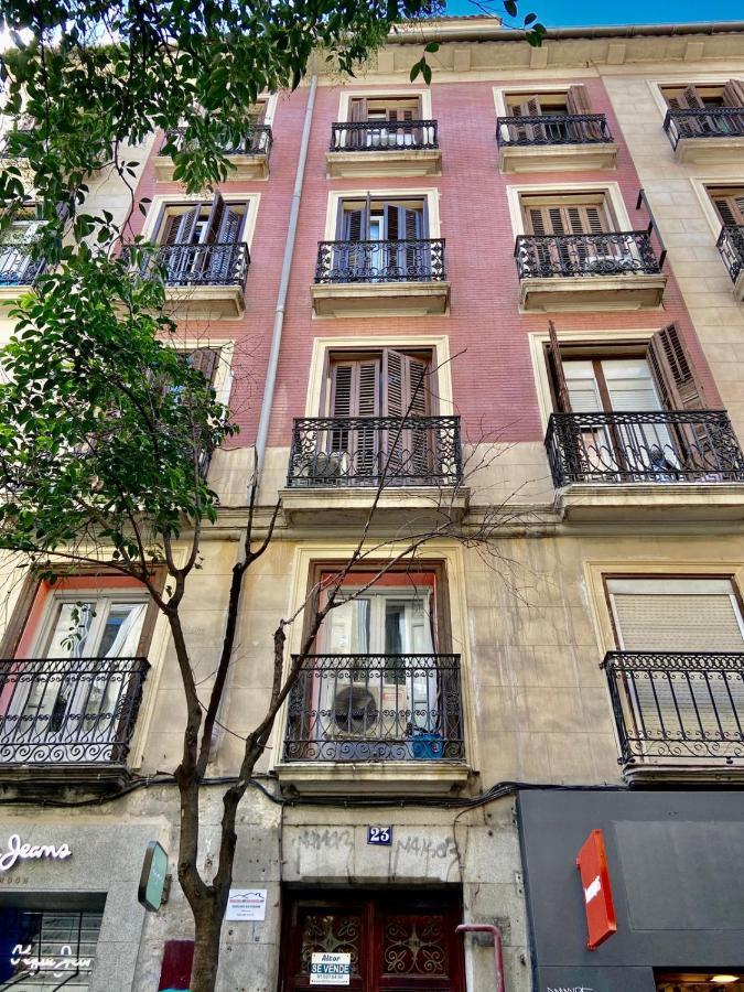 Ch Las Murallas Madrid Exterior photo